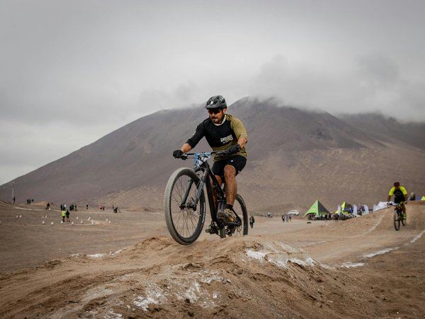 Comment les clubs de football peuvent-ils intégrer des séances de sophrologie pour améliorer la concentration des joueurs?