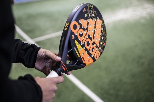 Les raquettes de padel babolat : performance et diversité pour tous